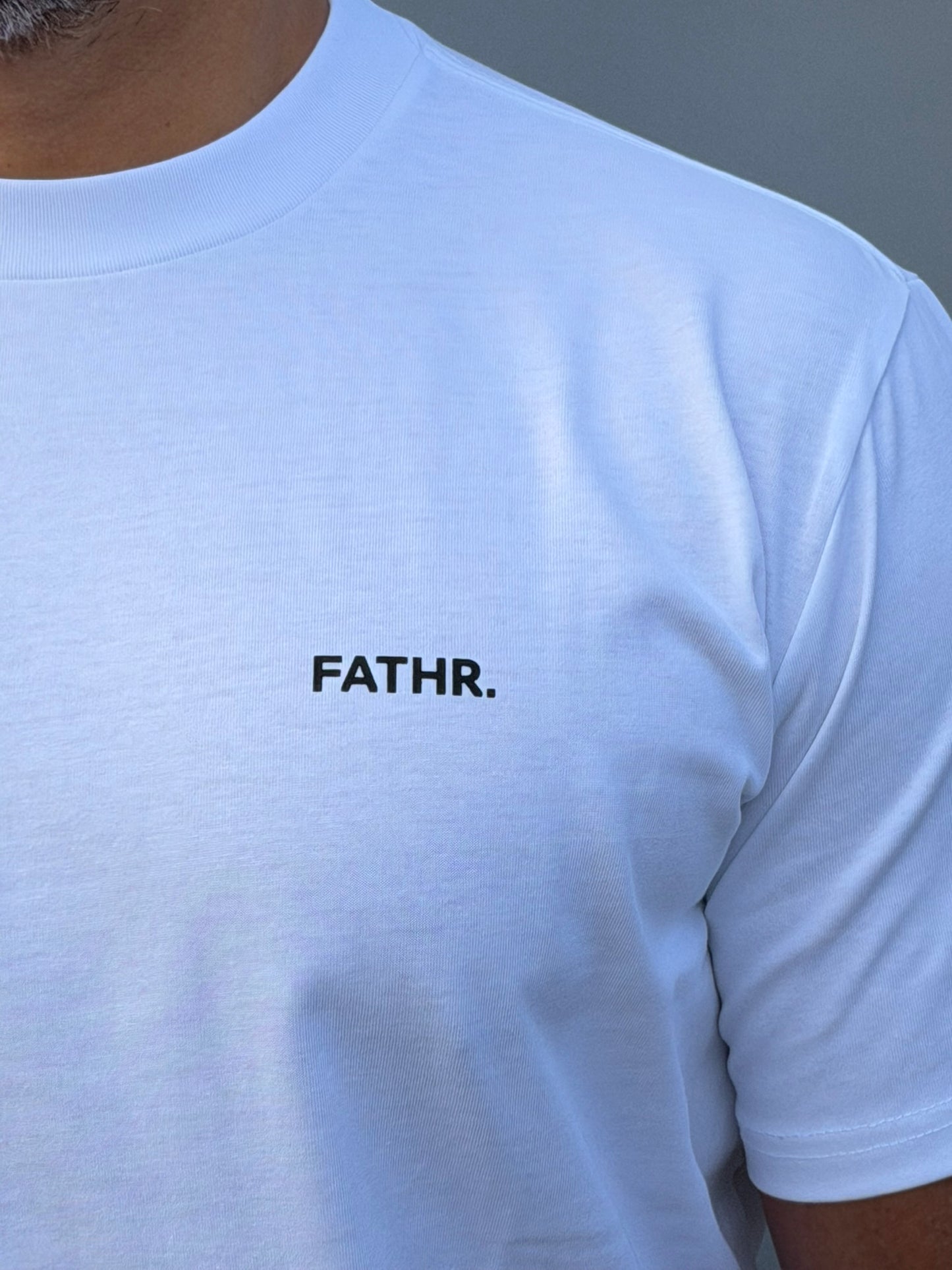 Simple Tee - WHITE