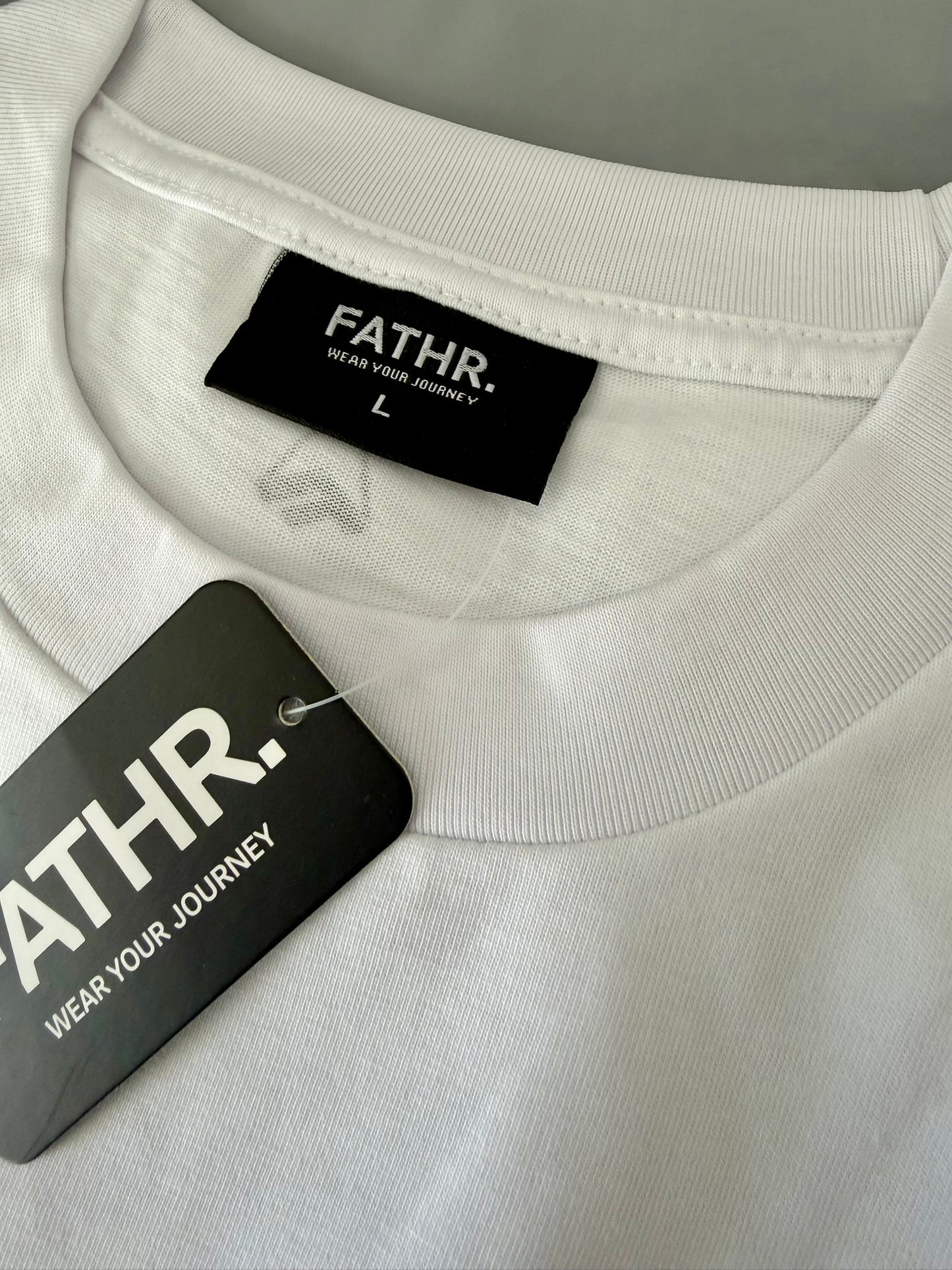 Simple Tee - WHITE